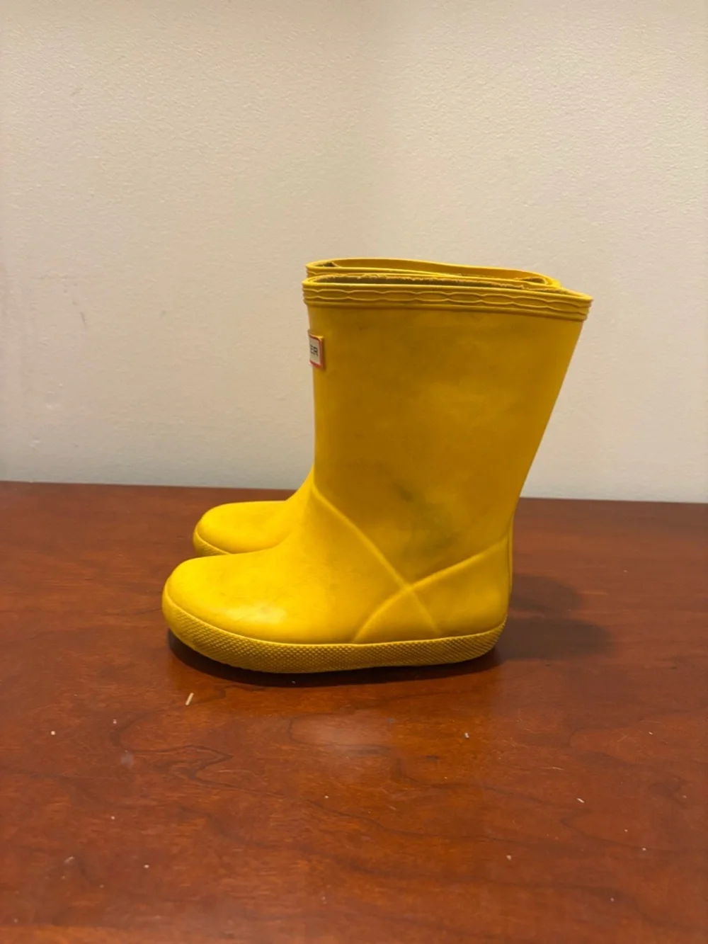 Hunter Kids Rain Boots Yellow UK Size 8 US size 9